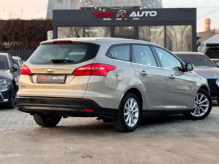 Ford Focus foto 3