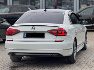 Volkswagen Passat foto 3