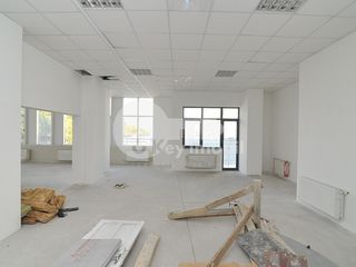 Sp. Comercial spre chirie, 470 mp, euroreparație, 5600 € ! foto 3