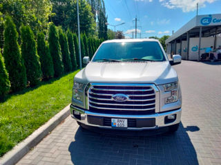 Ford F-150 фото 1