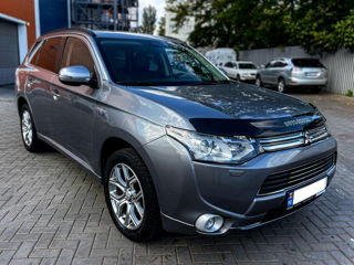 Mitsubishi Outlander foto 9