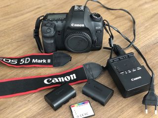 Продам фотоаппарат Canon 5D MARK II foto 1