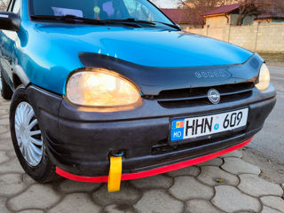 Opel Corsa foto 9