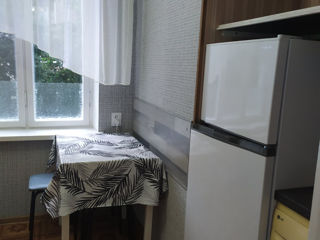 Apartament cu 2 camere, 45 m², Centru, Chișinău foto 4