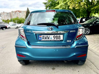 Toyota Yaris foto 3