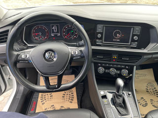 Volkswagen Jetta foto 7