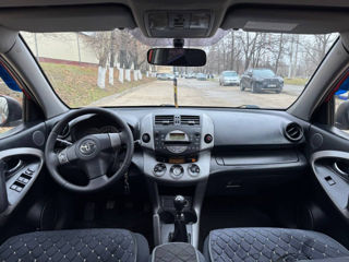 Toyota Rav 4 foto 10