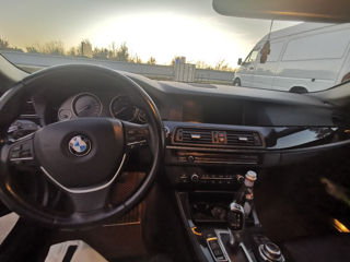 BMW 5 Series foto 2