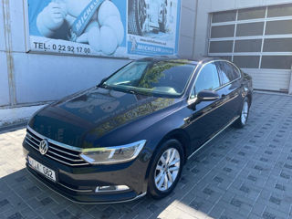 Volkswagen Passat foto 2