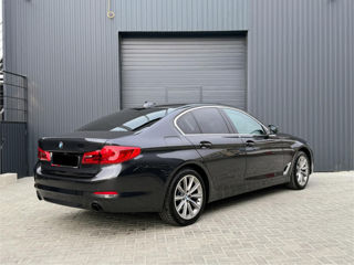 BMW 5 Series foto 4