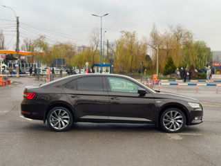 Skoda Superb foto 5