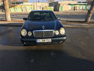 Mercedes E-Class