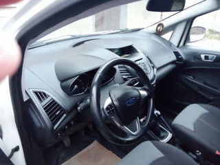 Ford EcoSport foto 5