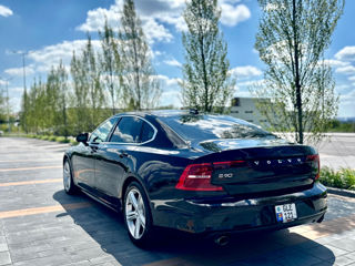 Volvo S90 foto 2