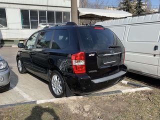 Piese Kia Carnival foto 3