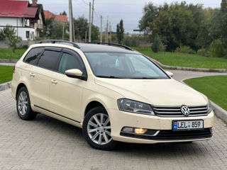 Volkswagen Passat foto 2