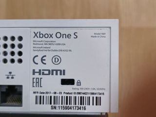 Xbox One S 500 GB + GTA V foto 3