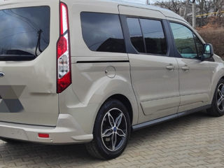 Ford Tourneo Connect foto 4