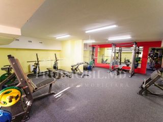 str. Grenoble, 163 M2 - Vînzare comercial! foto 4