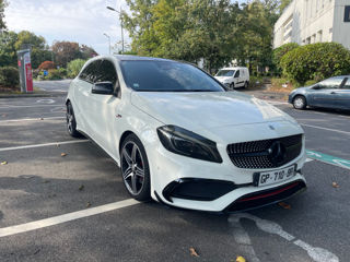 Mercedes A-Class foto 1