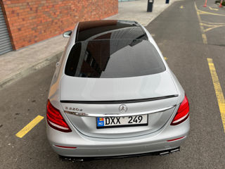 Mercedes E-Class foto 13