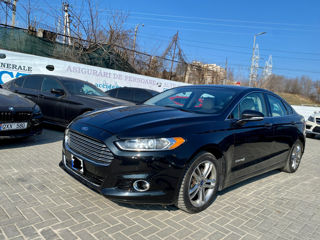 Ford Fusion foto 2