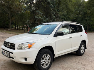 Toyota Rav 4 foto 2