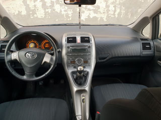 Toyota Auris foto 4