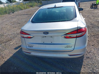 Ford Fusion foto 6