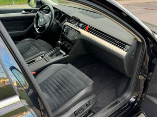 Volkswagen Passat foto 3