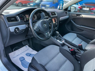 Volkswagen Jetta foto 11