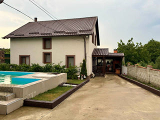 Casă spre vânzare cu 3 camere, 148 m2 în Suburbie, Ialoveni foto 1