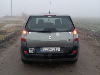 Renault Scenic foto 2