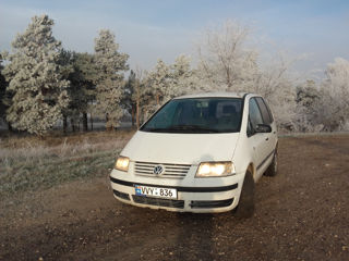 Volkswagen Sharan фото 6