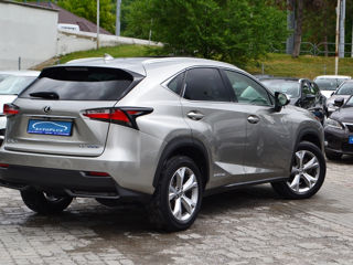 Lexus NX Series foto 2