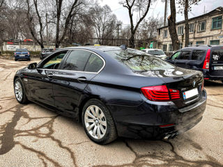 BMW 5 Series foto 4