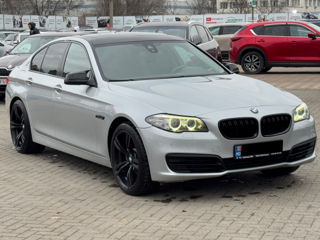 BMW 5 Series foto 5