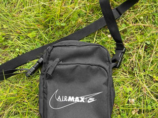 Borseta Nike Air Max Neagra (originala) Черная мини сумка борсетка Nike Air Max (оригинал) foto 1