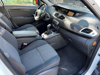 Renault Grand Scenic foto 8