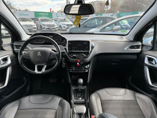 Peugeot 2008 foto 12