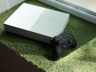 Xbox One S 1000gb foto 1