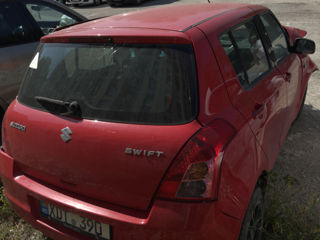 Suzuki Swift foto 3