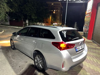 Toyota Auris foto 3