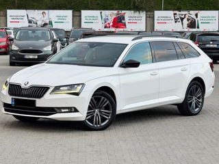 Skoda Superb foto 3