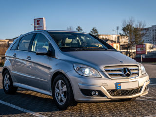 Mercedes B-Class foto 9