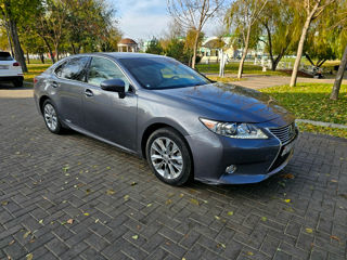 Lexus ES Series