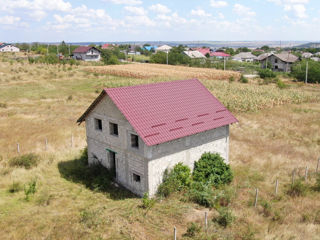 Casa nefinisată foto 3