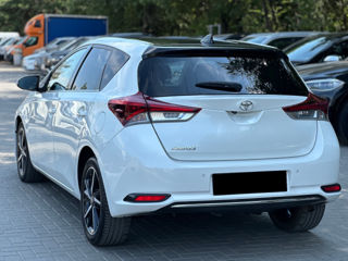 Toyota Auris foto 3