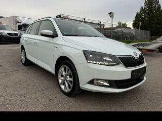 Skoda Fabia foto 2