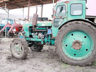 Tractor  t 40 foto 1